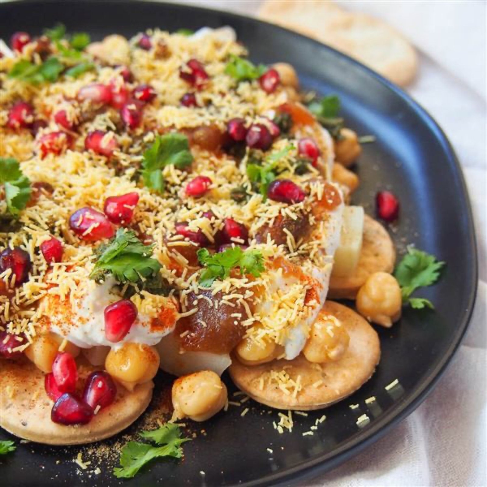 Dahi papdi chaat, Banaras counter